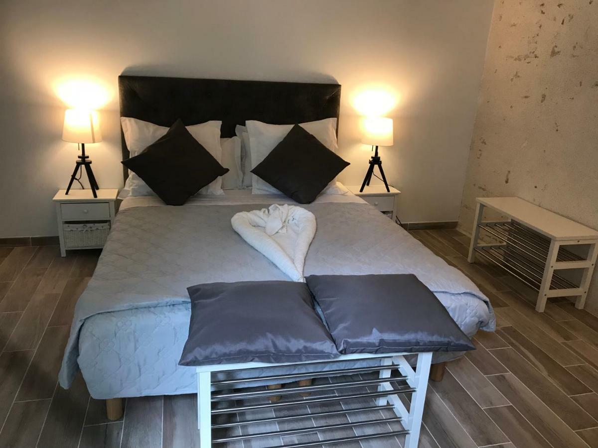 Le Logis De Chaumont Hotell Exteriör bild
